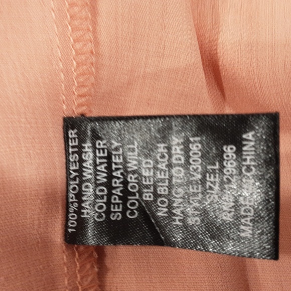 Love Posh Vest Peach Size Large - Picture 7 of 9